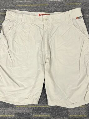 Simms Shorts Mens XL Beige Nylon Fishing Hiking Pockets Quick Dry Outdoor Nature
